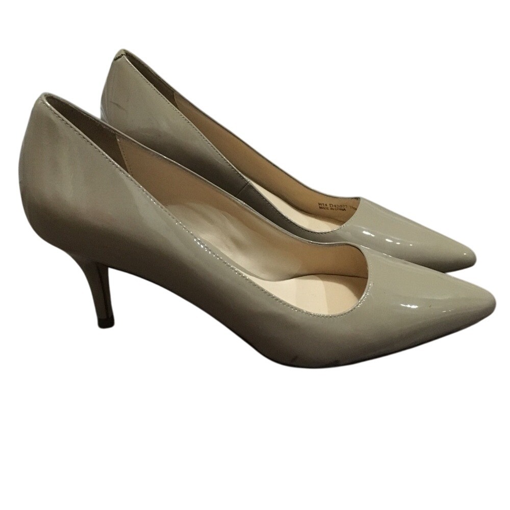 Cole Haan Nude Patent Leather Heels Size 7.5 – Classic & Chic